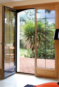 Exemple de porte-fenêtre bois-alu