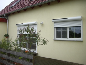 Volets roulants aluminium à lames double paroi — exemple 1